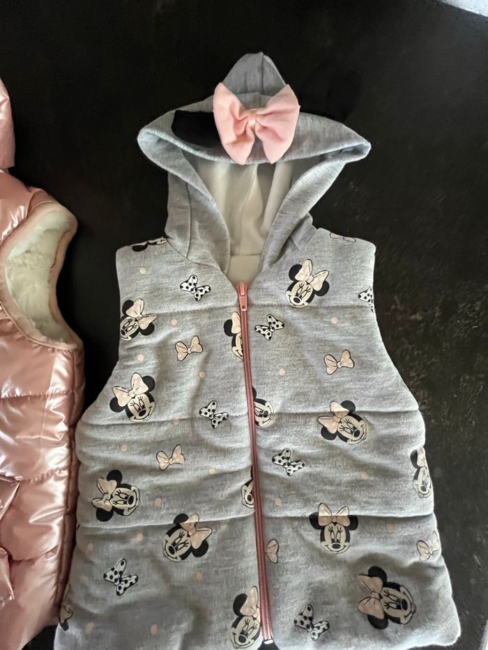 Lot doudounes sans manches - photo numéro 4