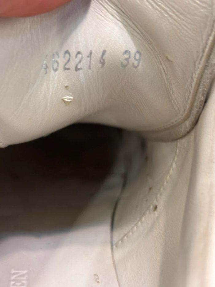 Baskets Alexander McQueen en cuir blanc et rose pâle – Taille 39 - photo numéro 9