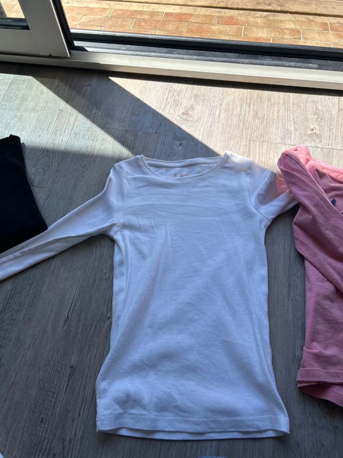 3 t Shirts manches longues 8 ans - photo numéro 3