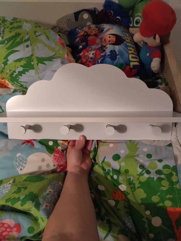 Étagère porte manteau nuage