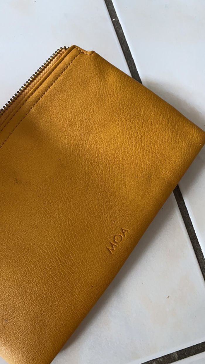 Pochette moutarde moa - photo numéro 3