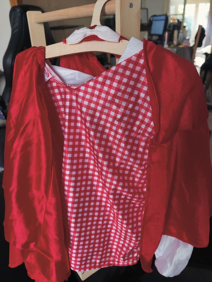Costume petit chaperon rouge