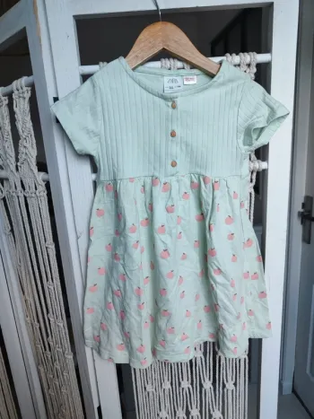 Robe Zara pommes