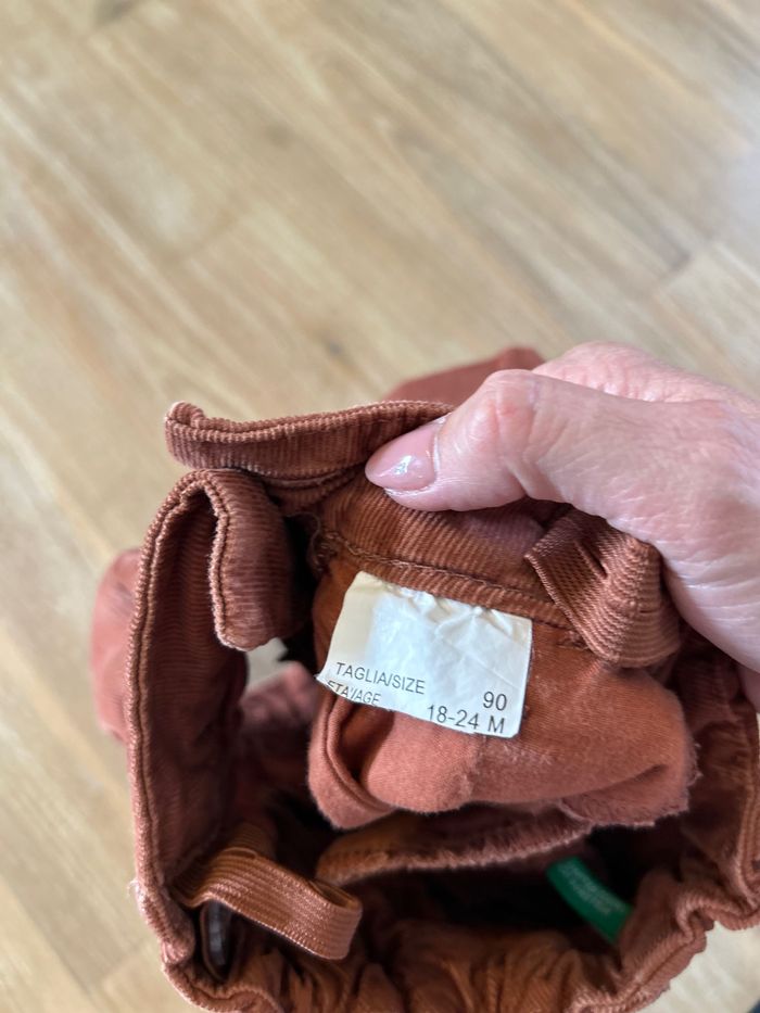 Short velours fille United Colors of Benetton taille 90 - photo numéro 3