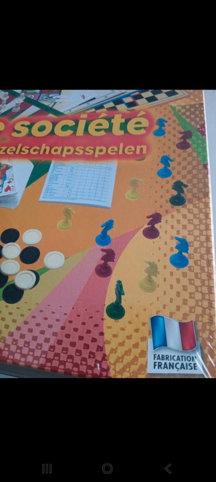 Boîte de jeux de société neuf - photo numéro 2