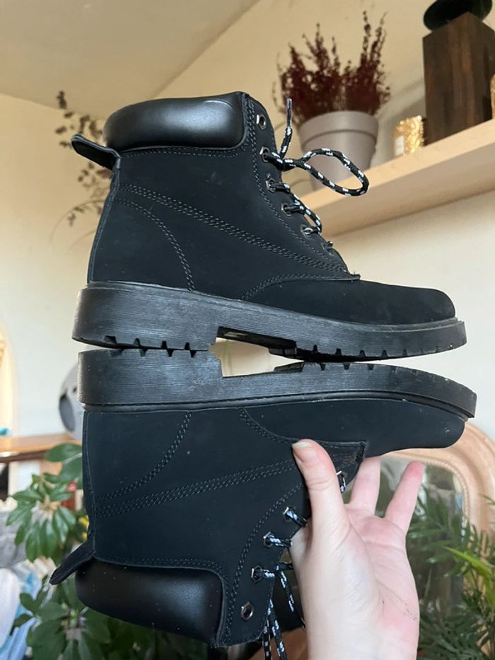 Bottines à lacets en velours - noir et blanc - photo numéro 13
