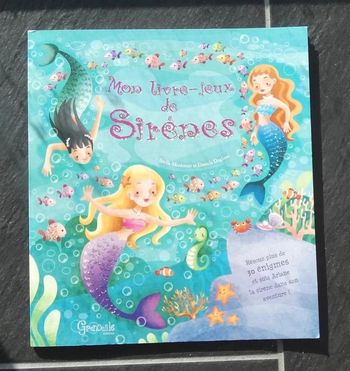 Livre de jeux "cherche et trouve" sous l'océan