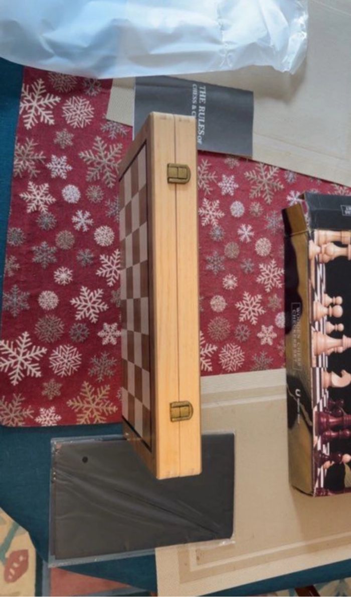 Jeu d'échecs magnétique en bois - Premium 39 × 39 ст - photo numéro 4