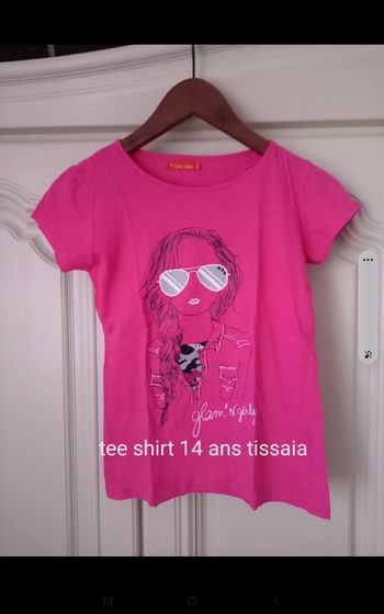 Tee-shirt rose à motif