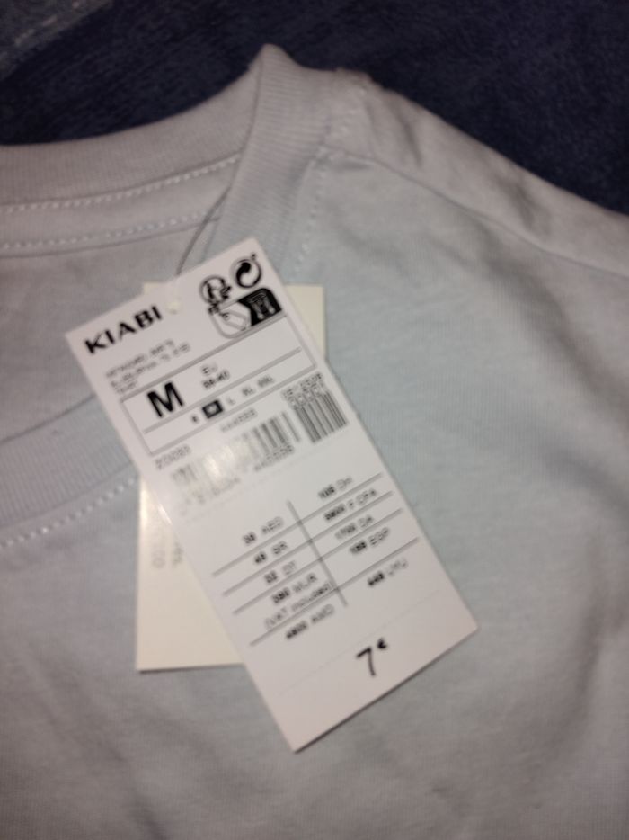 T-shirt bleu clair - photo numéro 2