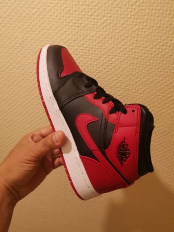 Air Jordan 1 MID (GS)  T 38.5