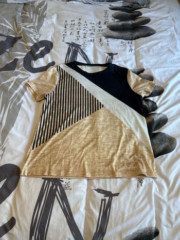 Tee shirt
