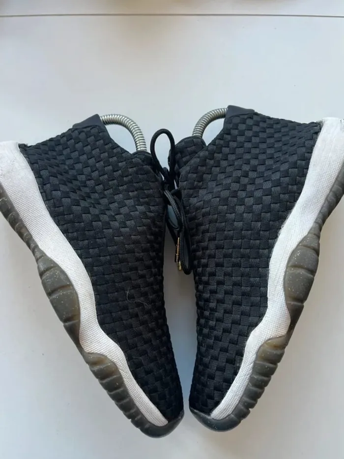 Jordan Future 38