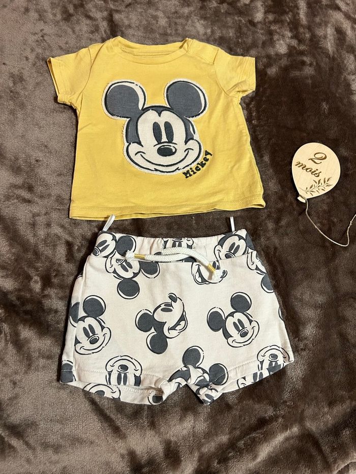 Ensemble short t shirt Mickey