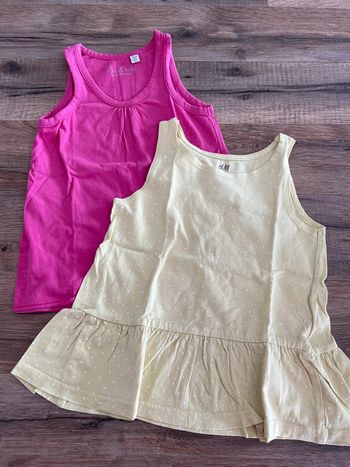 Lot 2 débardeurs 3 ans