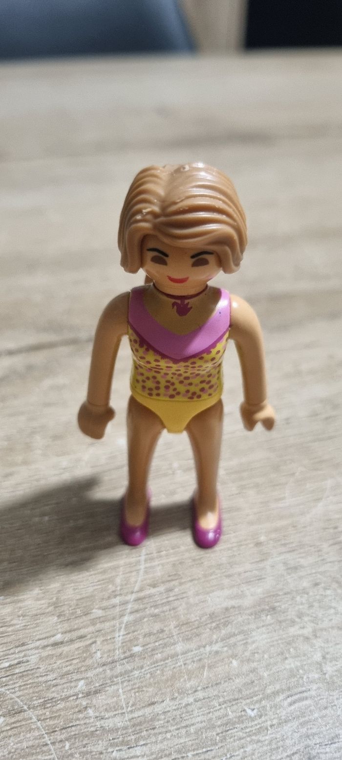 Lot Playmobil femmes et accessoires - photo numéro 4