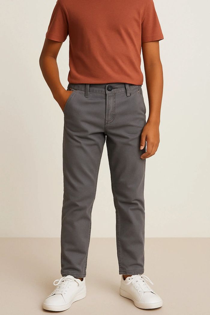 🩶 Pantalon gris taille 12 ans.
