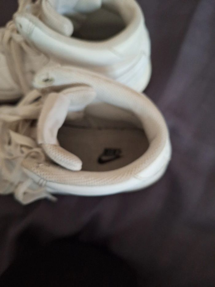 Basket NIKE taille 40 - photo numéro 6