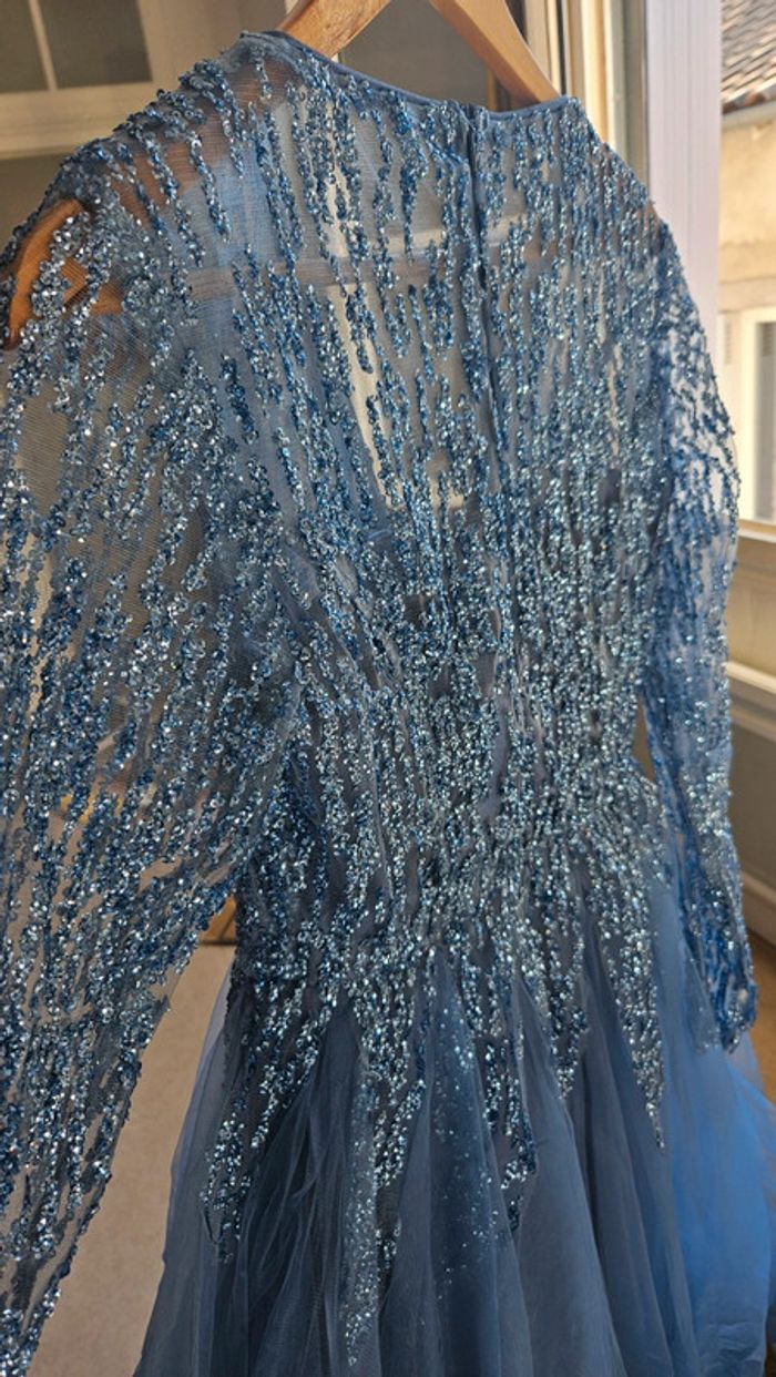 Robe bleue - photo numéro 5