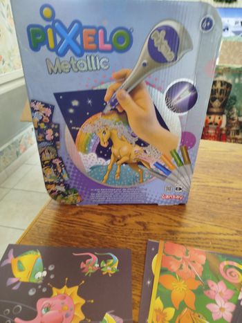 JEU “Pixelo Metallic”