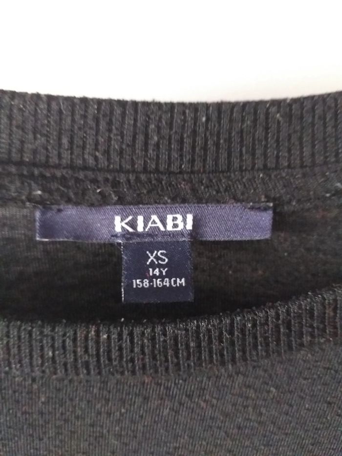 Tee-shirt avec inscription noir - photo numéro 4