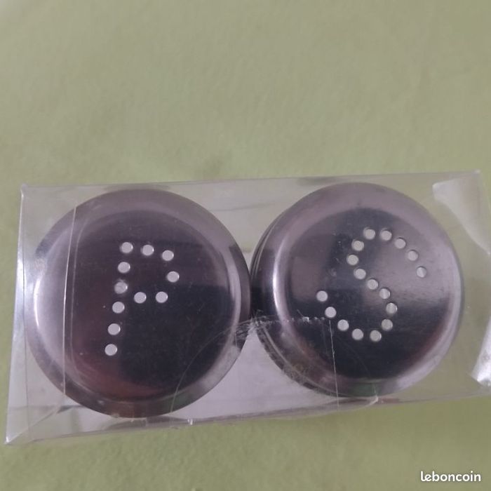 Poivrière et Salière Neuf - photo numéro 2