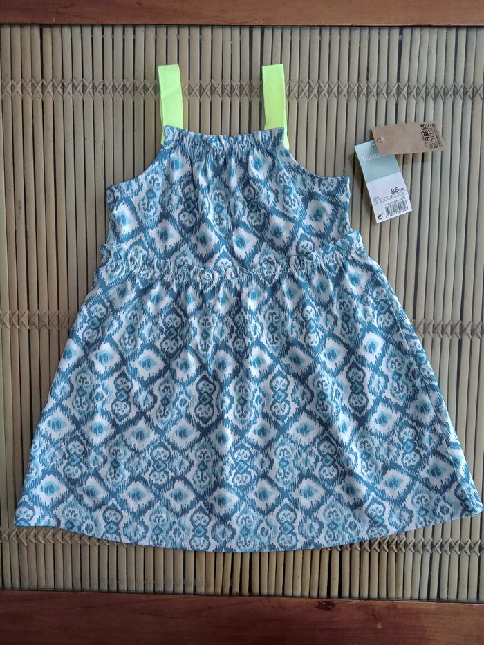 Robe neuve 18 mois été