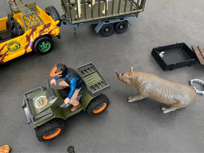 Animaux du zoo + véhicules + cages + personnages - photo numéro 4