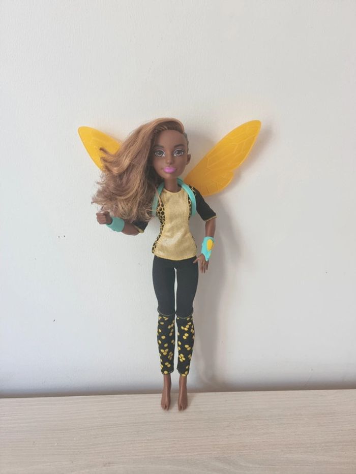 Poupée DC Super Hero Girl - Bumblebee