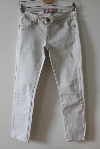 Jolie jean blanc Jennyfer