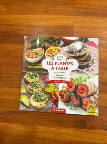 Livre les plantes à table