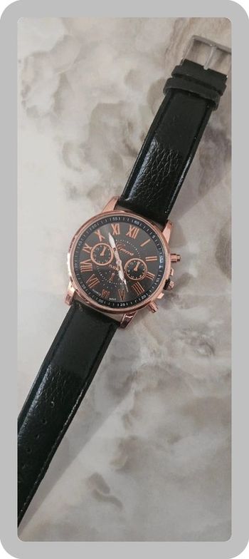 Montre neuve Noir