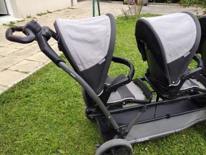 Poussette triple peg perego en excellent état, vendu avec son habillage de pluie - photo numéro 3