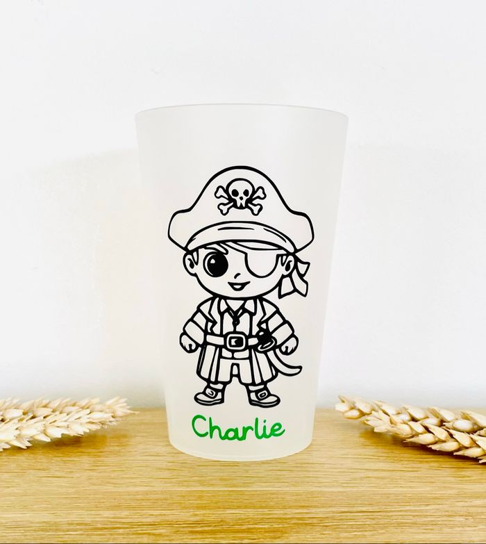 Gobelet personnalisé thème pirate | petit garçon pirate - photo numéro 3