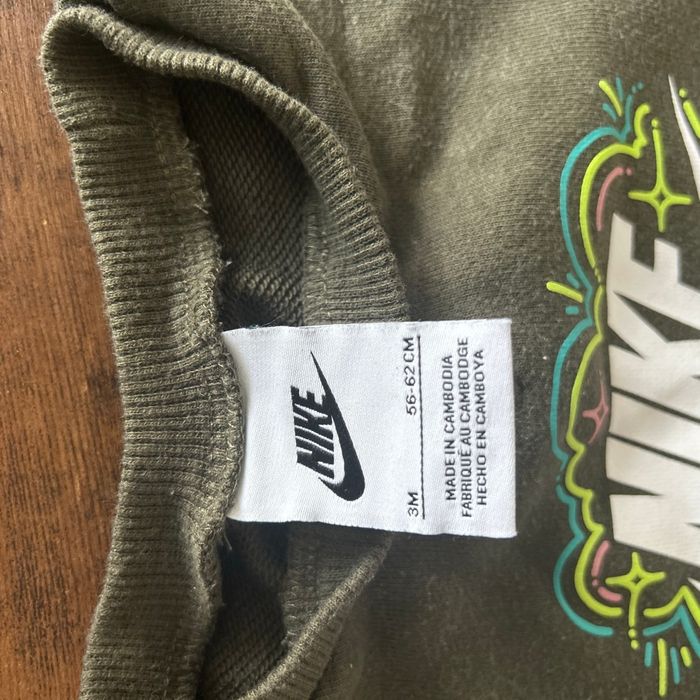 🟢 Combinaison Nike bébé – Vert kaki – Taille 1-3mois - photo numéro 3