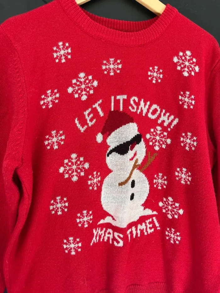 Pull de Noël rouge 🎅 - photo numéro 2