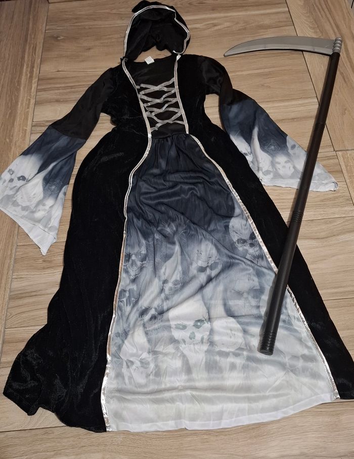 Déguisement fille enfant fête Halloween maléfique peur squelette faucheuse noir