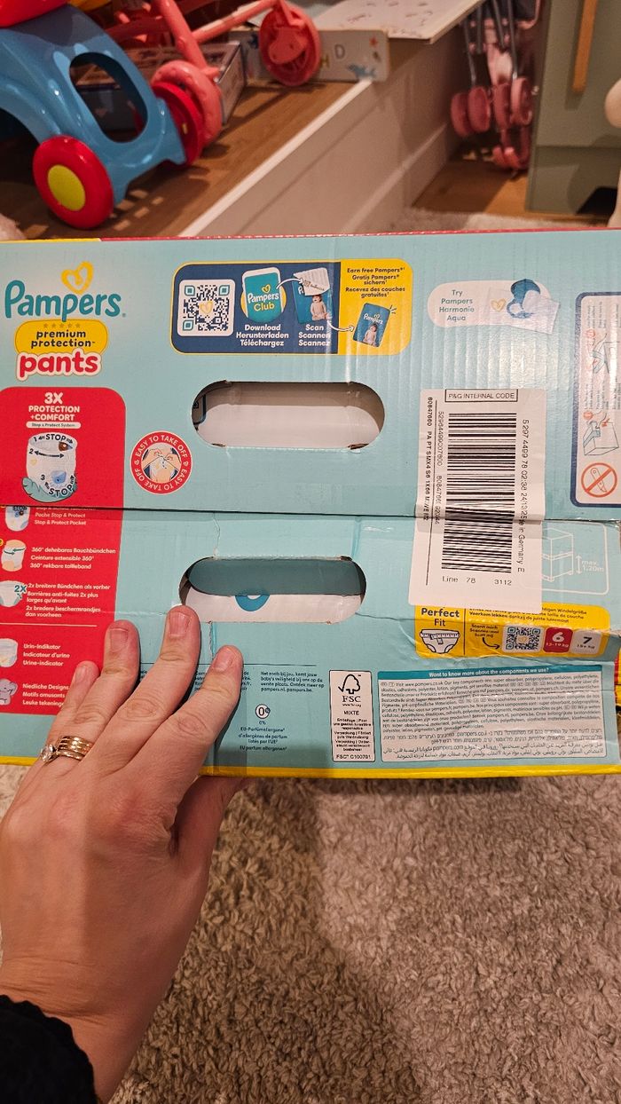 Pampers Pants taille 6 - photo numéro 2