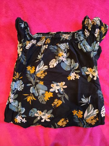 Tee shirt fleuri