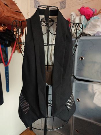 Blazer sans manches en noire Zara