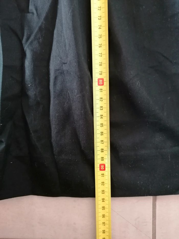 Robe noire neuve juste lavée taille 42 - photo numéro 7