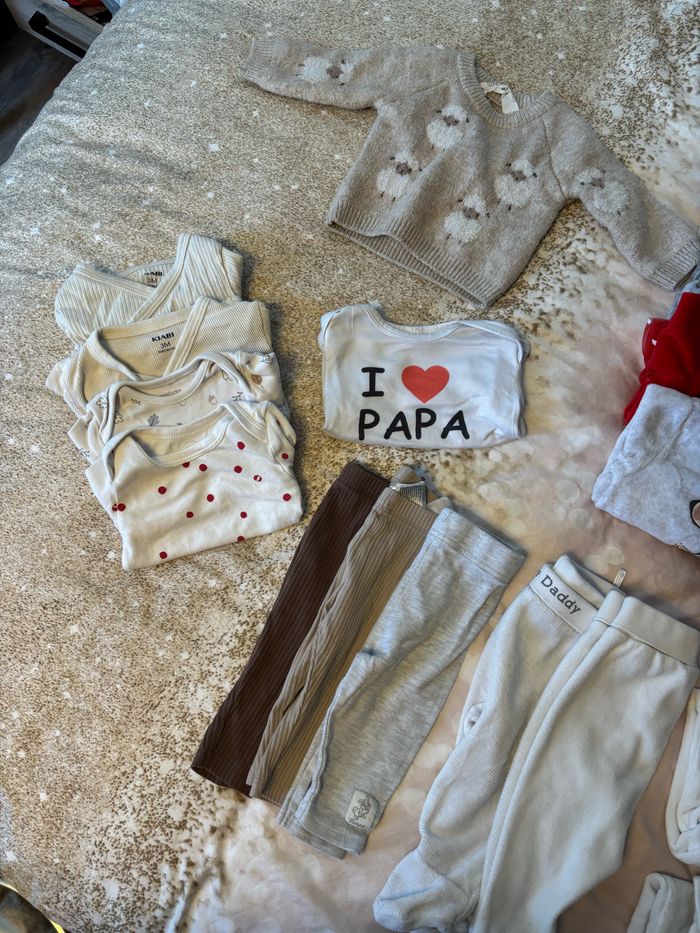 Lot de vêtements - photo numéro 3