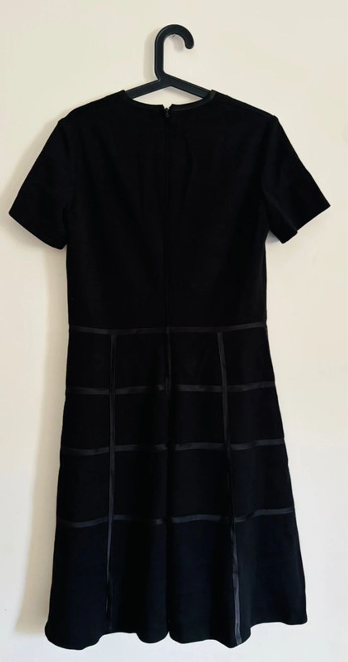 Robe noir - photo numéro 4