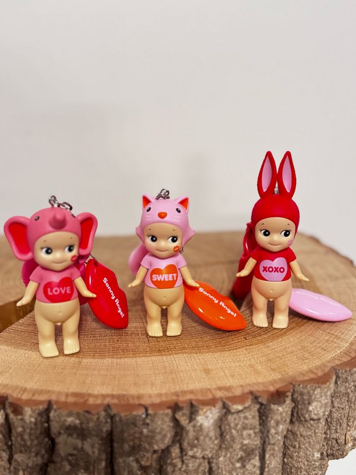 Sonny angels kiss kiss série edition saint Valentin