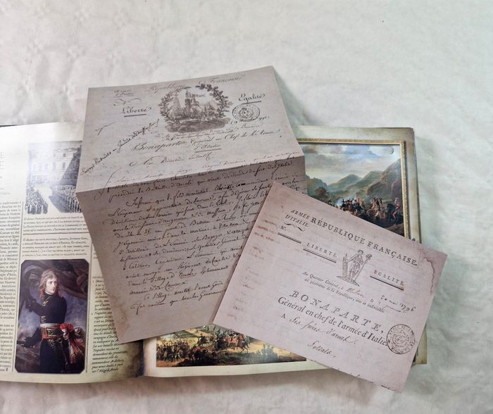 Coffret  , livre , collection  , Napoléon  Avec 40 Fac-Similés De Documents Rares - photo numéro 10