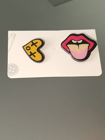 Lot de 2 pin's -Coeur et Langue 👅