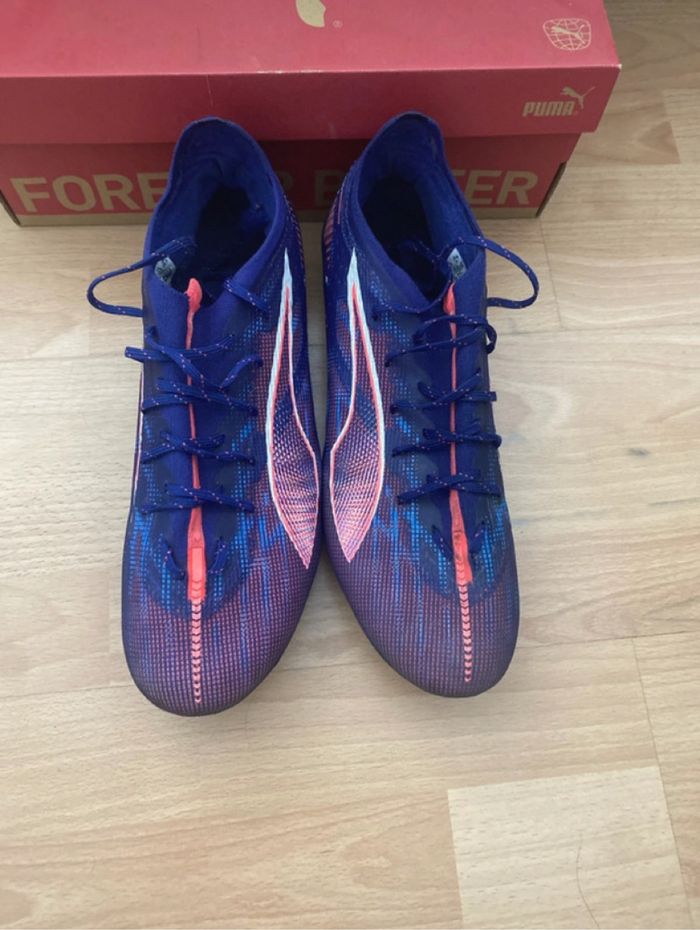 Paire de crampons - photo numéro 2