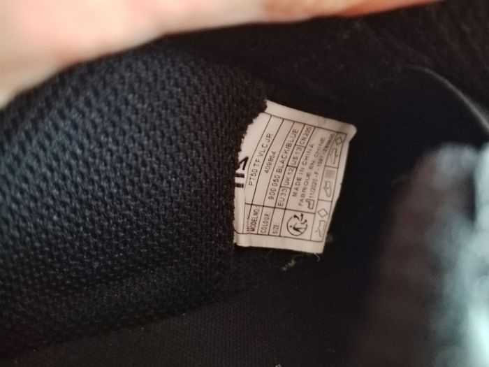 Chaussures de foot et protège tibia 33 - photo numéro 5