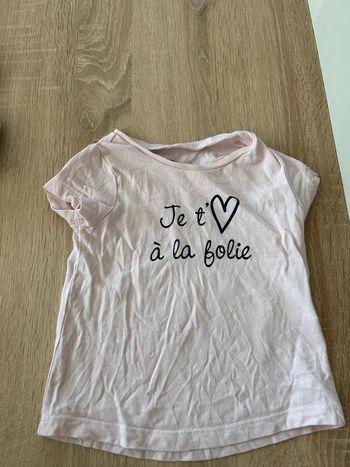 Tee shirt taille 9 mois