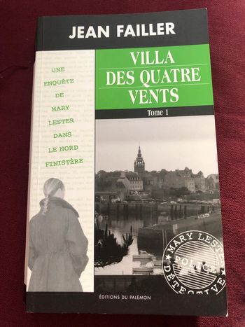 Livre poche " Villa des quatre vents" tome 1 de Jean Failler
